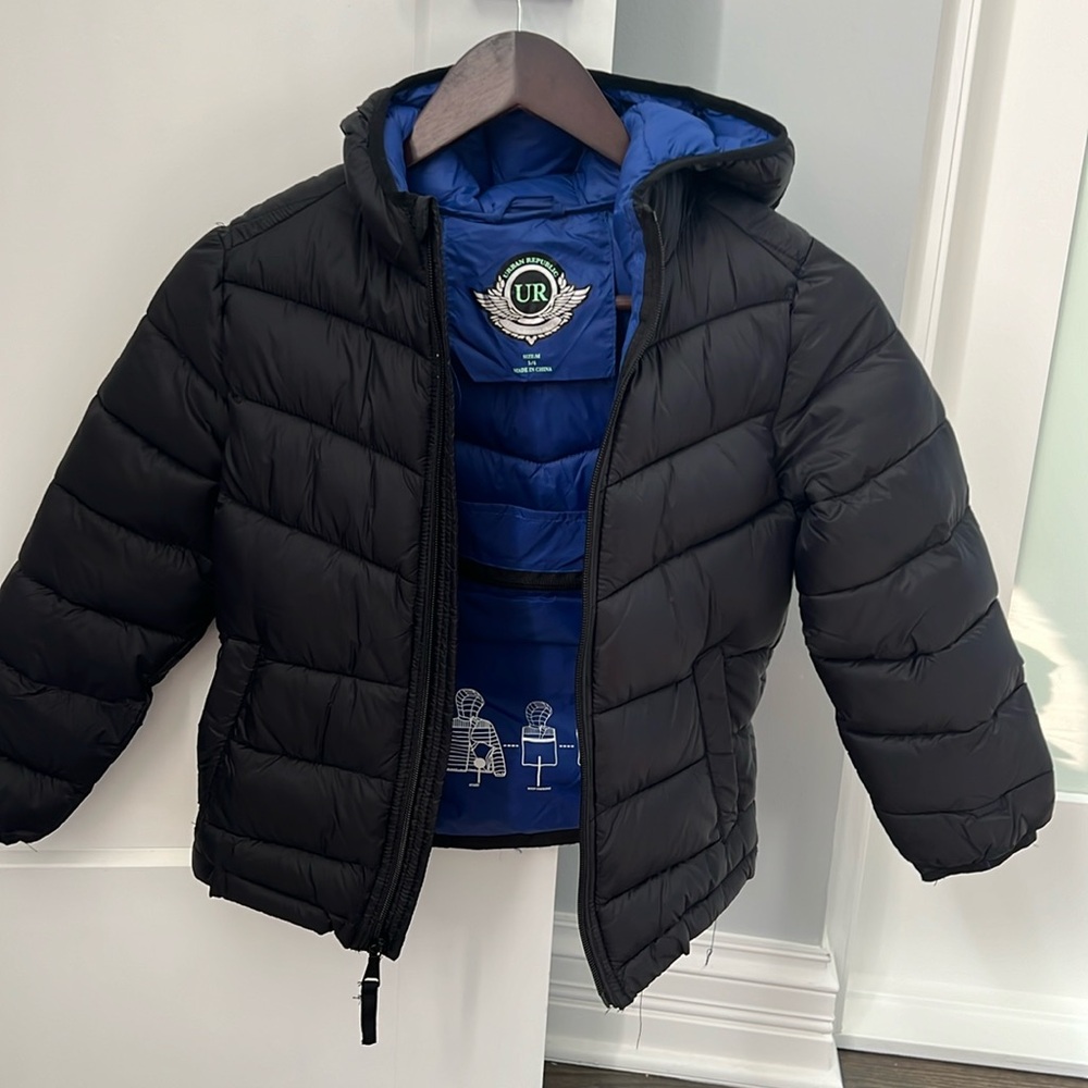 Size 5/6 unisex jacket puffer polyester filling